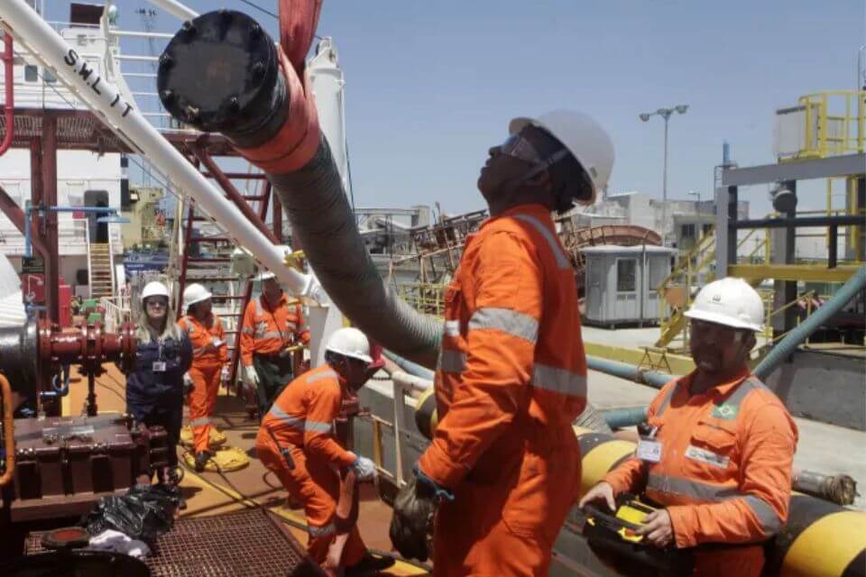 Petrobras valoriza a capacidade de trabalhar em equipe